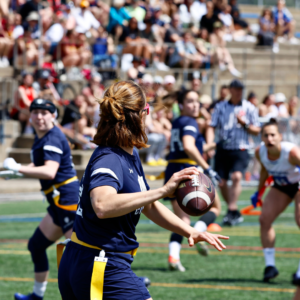 Équipe de flag football féminin au Championnat national à Montréal